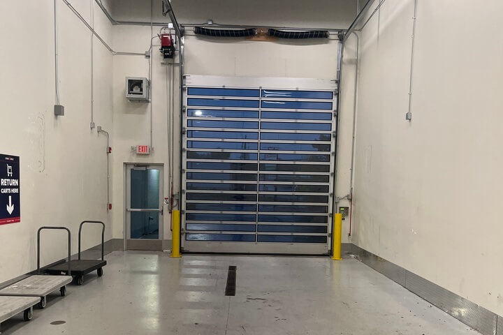 StorageMart storage with loading bay in Crystal, MN